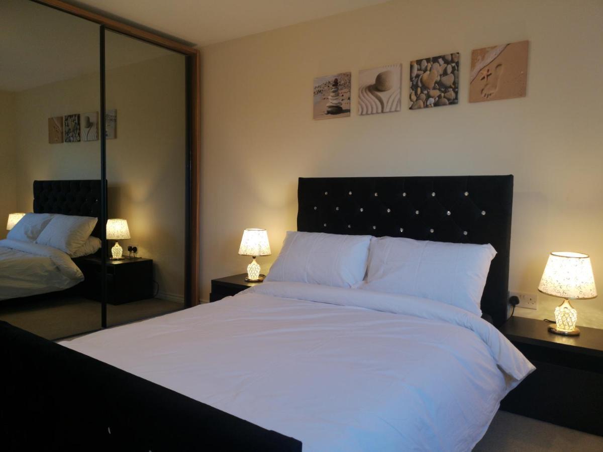Appartement Nightingale Gardens - 4 Bed Detached House - Manchester Extérieur photo